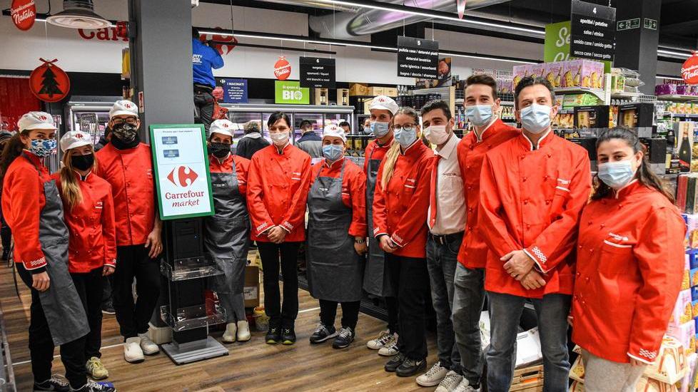 Carrefour è taglio del nastro e sono dodici le assunzioni
