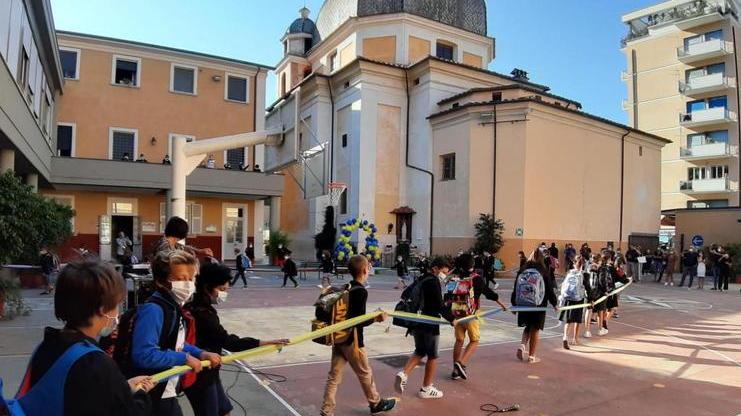 Massa, la Fratelli Cristiani diventa bilingue