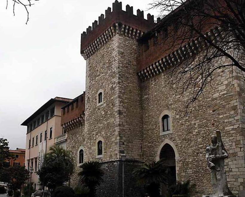 Accademia, Passa al contrattacco: no allo sciacallaggio 