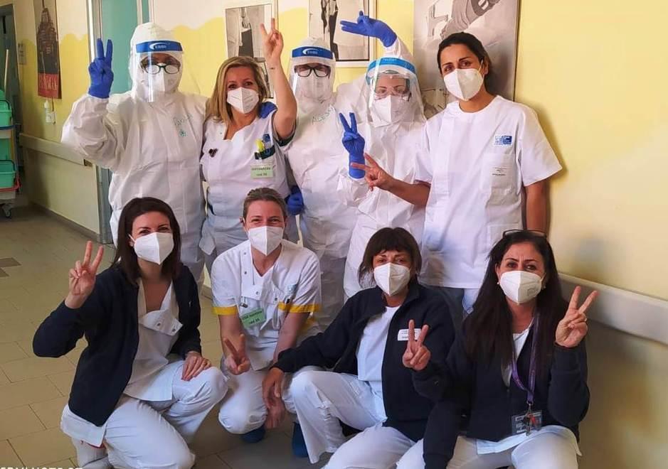 San Luca, i ricoveri vanno sotto quota 100 E a Barga arrivano i primi quattro pazienti 