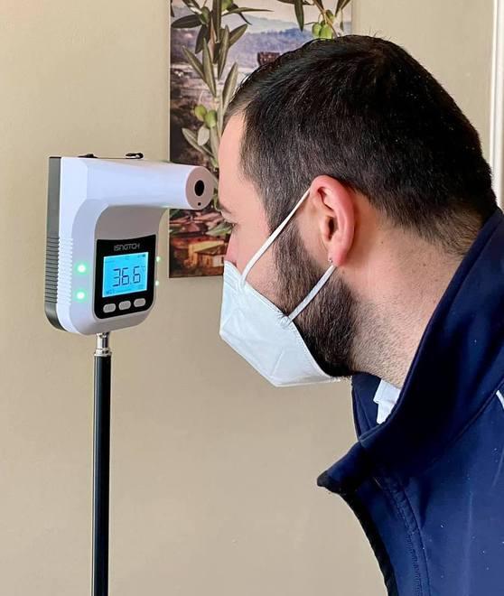 Termoscanner installato all’ingresso del Comune