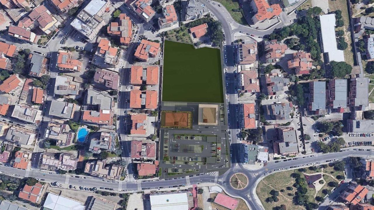 Scivolone sul centro commerciale