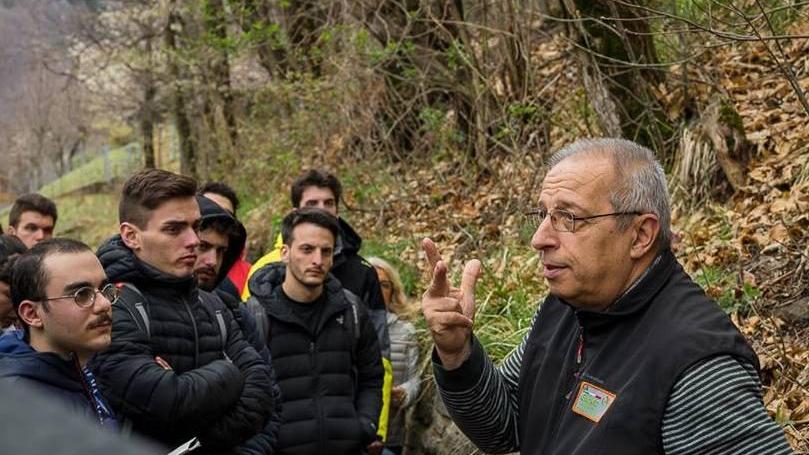 Alla scoperta delle erbe spontanee con Villiam Morelli, esperto di etno-botanica