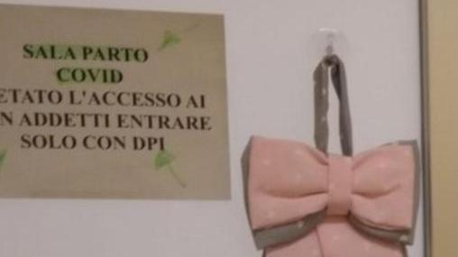 Primo parto nella sala Covid dell'ospedale di Cecina: è nata la piccola Beatrice