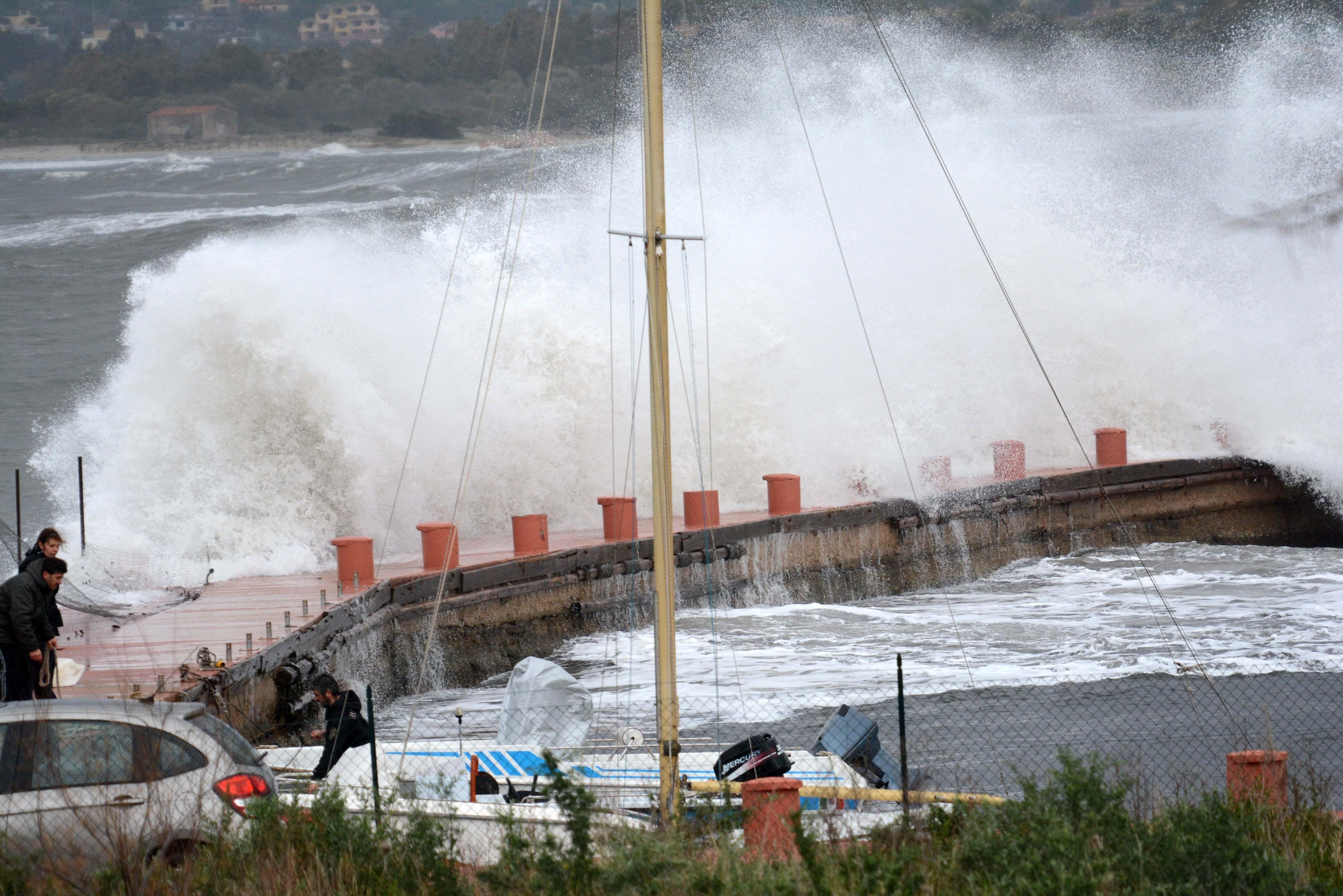Maltempo, allerta rossa a Olbia: scuole e parco chiusi venerdì e sabato 