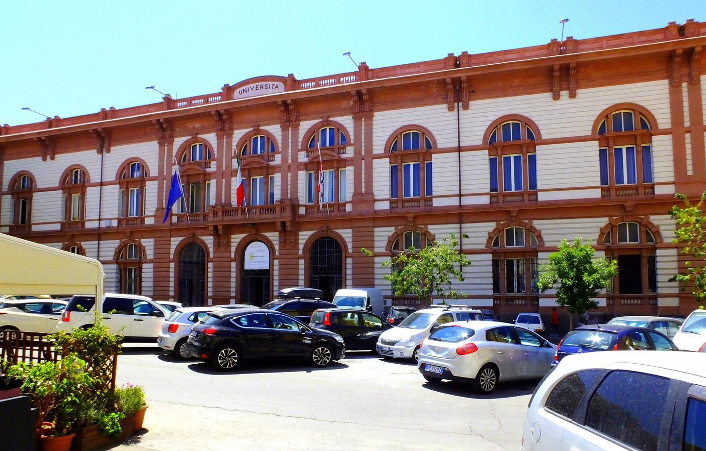 Demuro: «Torno in aula». Deidda: «Scelta chiara» 