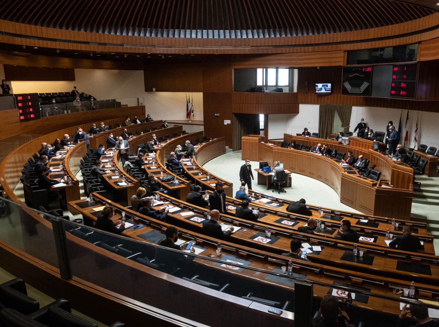 Bilancio, c’è l’accordo via libera alla manovrina 