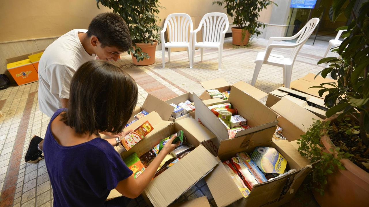 Contributi su affitti, buoni alimentari infermieri a casa, stanziati 30 milioni