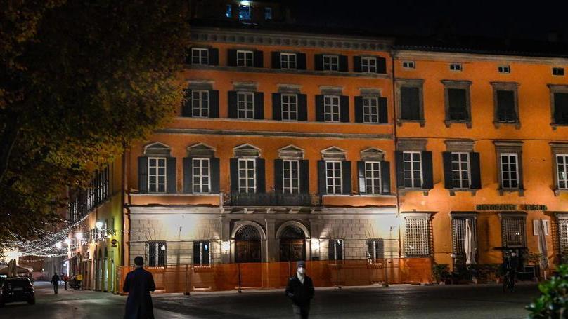 Tra classica e jazz, un Universo di musica. Lunedì riapre l’hotel di piazza del Giglio