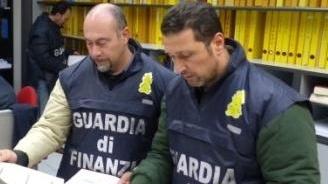 Imprenditore non paga il fisco: sequestro da 300.000 euro