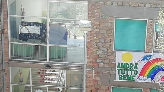 Guariti otto anziani del Geriatrico «Grazie agli operatori e al direttore»