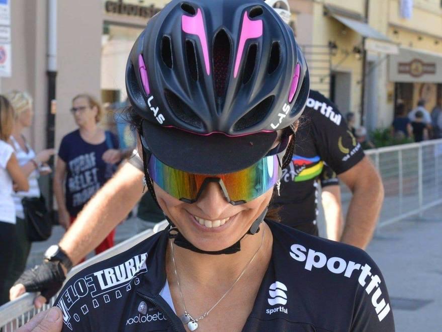 In bici tra i pini del Tombolo fino a Bolgheri le meraviglie della nostra costa sono su Rai3