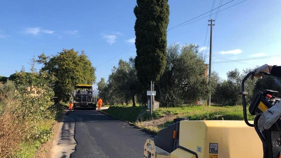 Fornacelle al via i lavori per asfaltare la strada