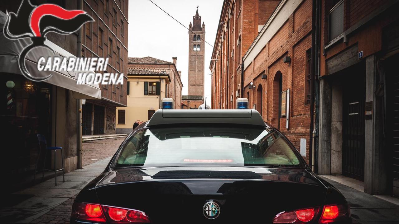 Carpi, picchia ripetutamente la moglie. Divieto di avvicinarsi alla donna