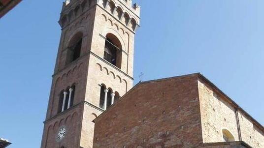 Ruba tre euro in chiesa, i carabinieri gli pagano un pasto e non lo denunciano