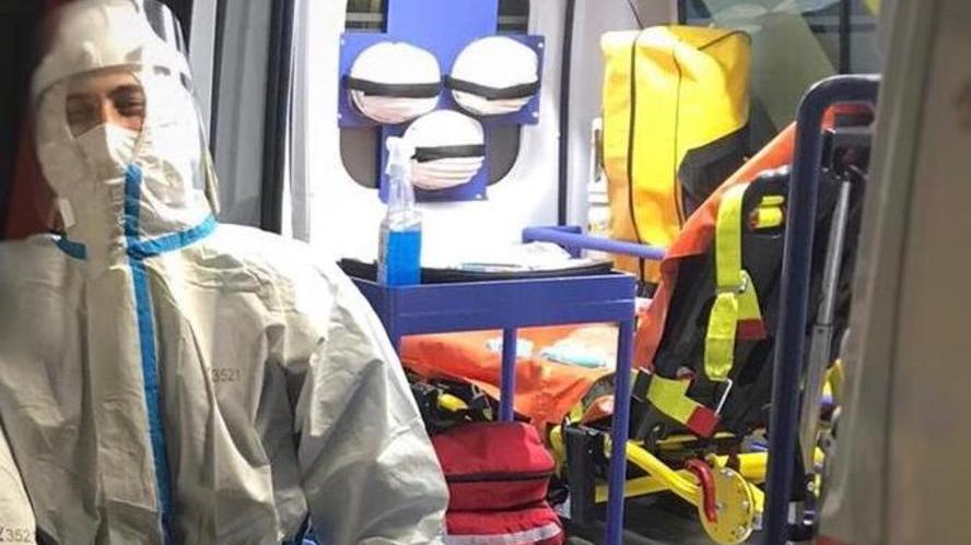 Giulio, soccorritore di 21 anni: «Senza contatto, il conforto rimane nel nostro sguardo»
