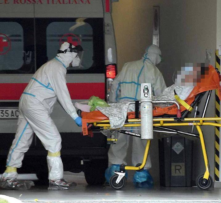 La seconda ondata del Covid: in poco più di un mese e mezzo 111 morti a Massa-Carrara 