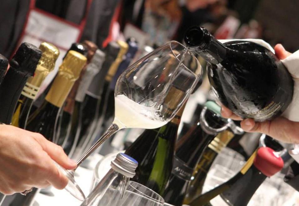 Sommelier oggi on-line per la nuova guida Vitae