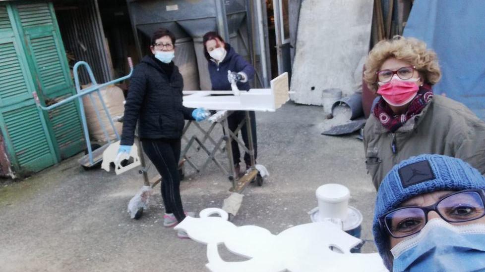 Il presepe vivente salta i cittadini di Albiano ne fanno uno alternativo