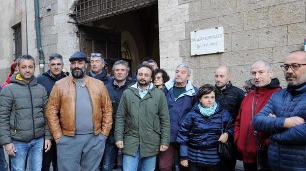 «A rischio 50 lavoratori senza le autorizzazioni chieste da Rimateria»