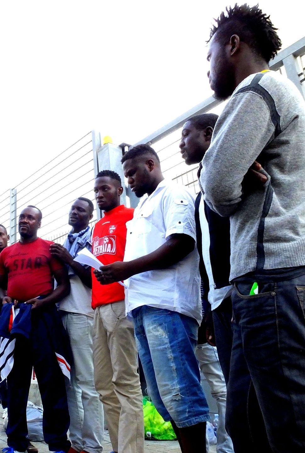 Vengono da 114 paesi ma i numeri sono in calo