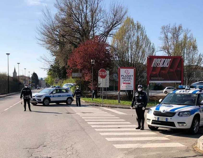 Maranello Truffa dell’aiutino Due balordi fermati Sequestrata la frutta e multa da 1032 euro 