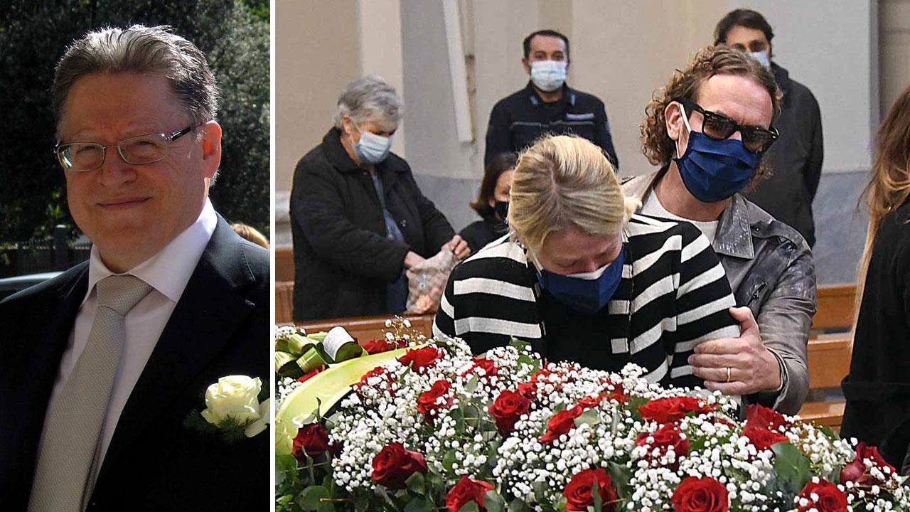 Il parroco ai funerali del medico morto di Covid: «Siamo certi che stai pregando per quelli che combattono il virus»