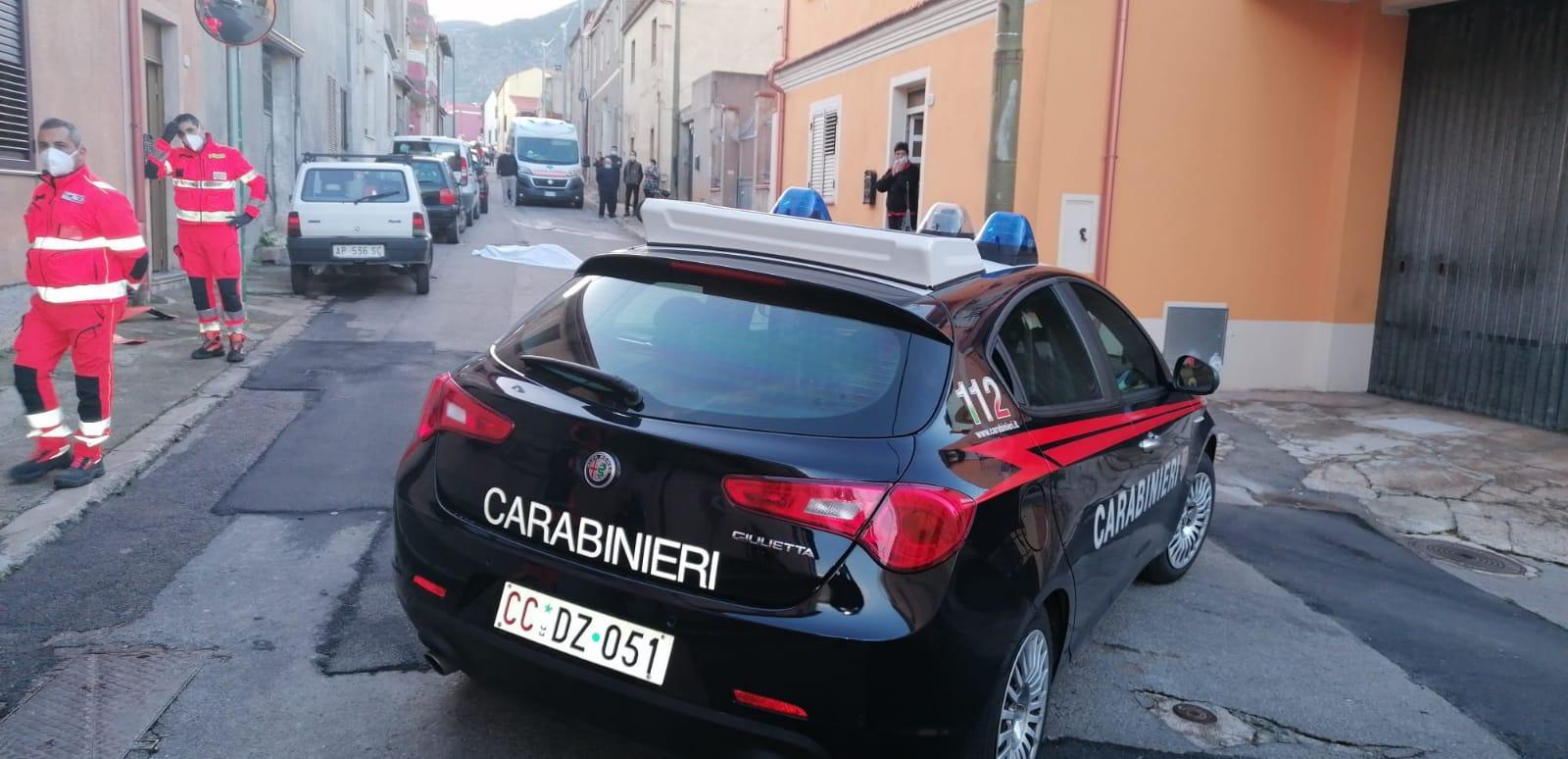 Tragedia a Villacidro, con la moto contro un palo: muore un 23enne