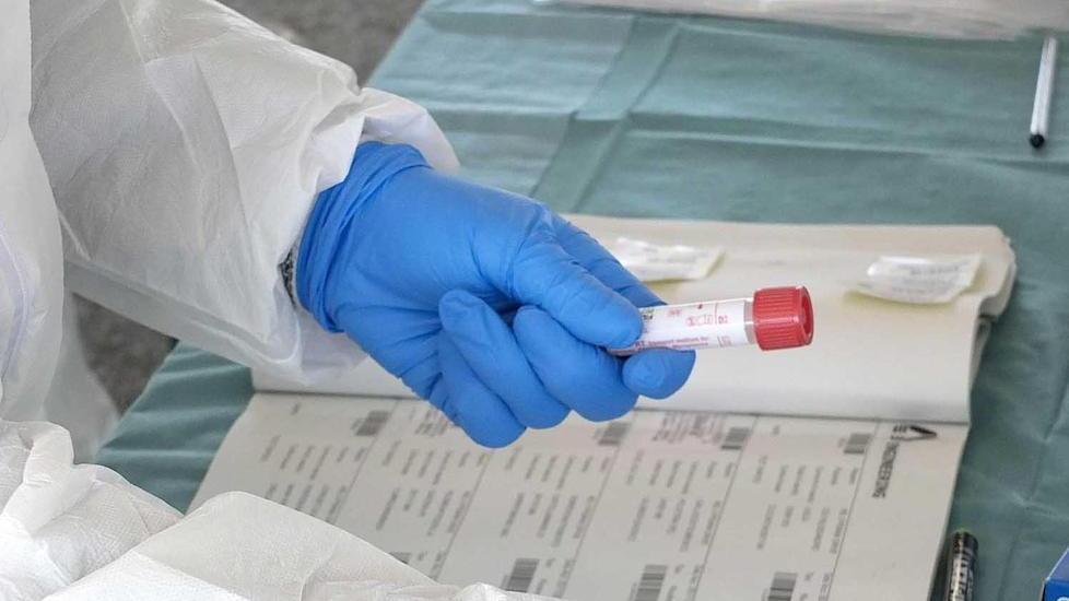 Il tampone è negativo e la certificazione arriva dopo giorni