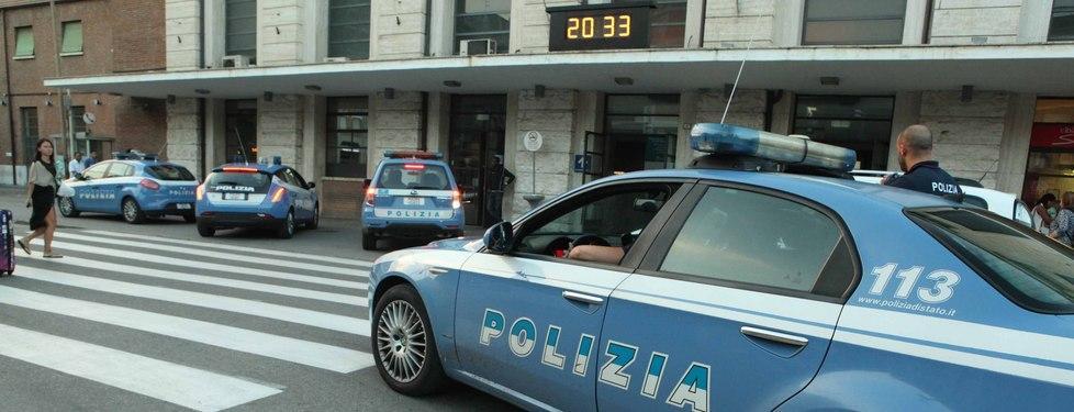 Verbali falsati per incastrare i rapinatori Indagati e sospesi tre poliziotti reggiani 
