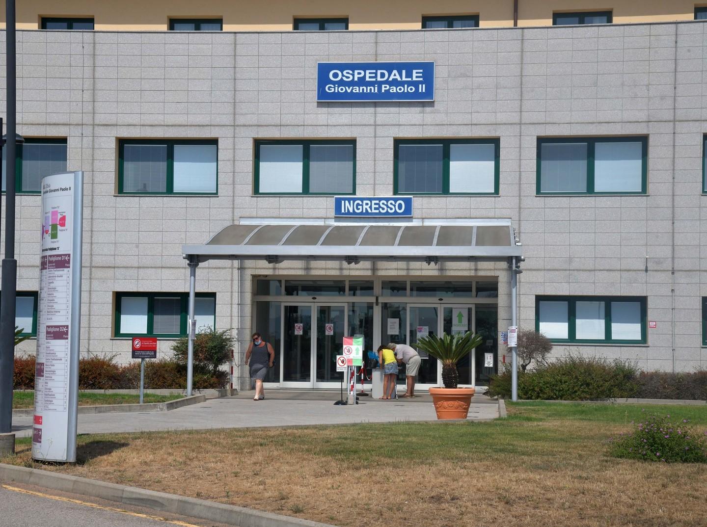 «Emergenza personale e reparti in tilt» 