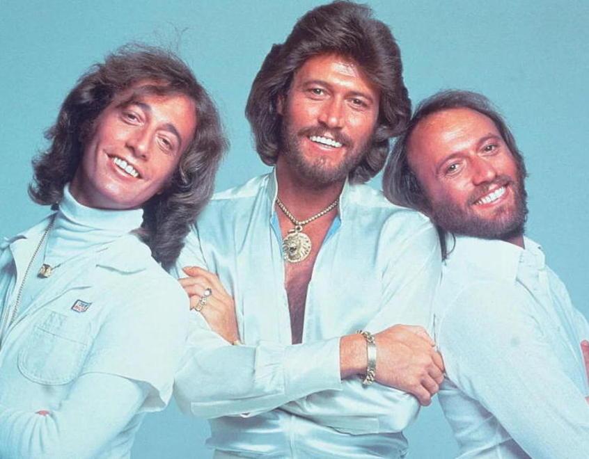 Tre fratelli e un cuore fatto di musica. La leggenda dei Bee Gees ora è un film 