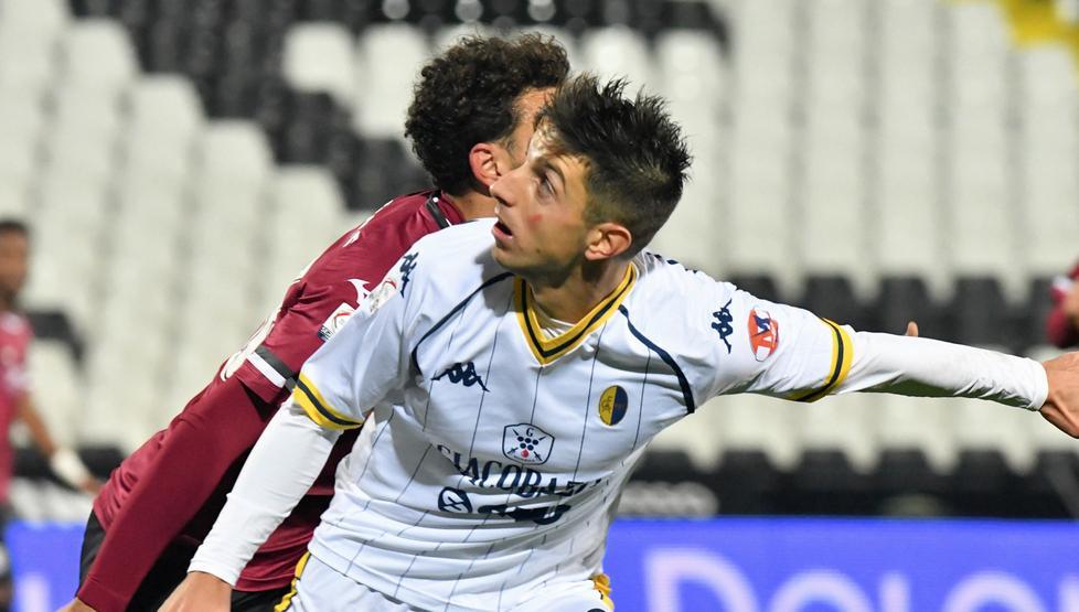 Il Modena non sa più vincere: sbaglia 4 gol e ringrazia Gagno 