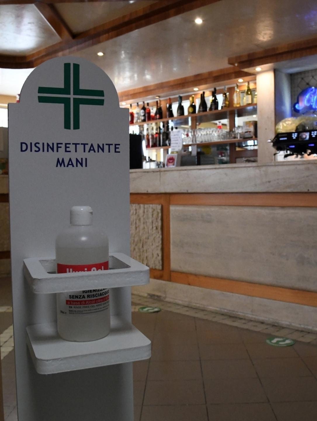 «Bar e pasticcerie nel limbo molto meglio il lockdown» 