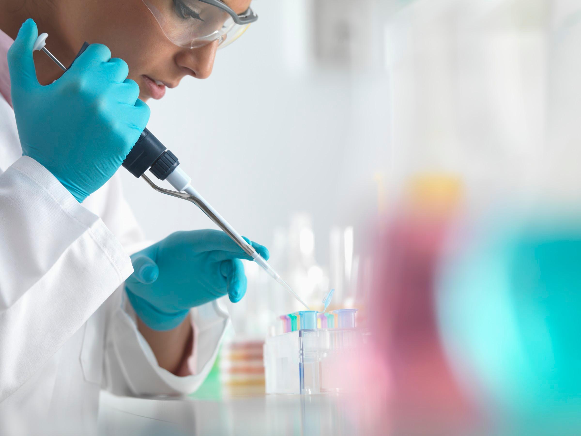 Campagna Unicoop per raccogliere fondi e realizzare un nuovo farmaco anti-Covid 