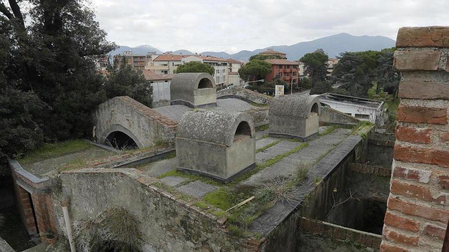 Si potrà salire sopra le mura anche dal Bastione del Parlascio