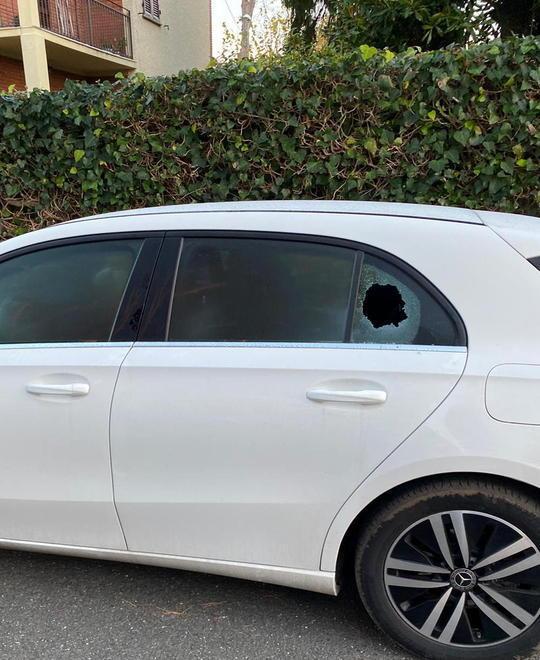 Raid di vandali a Marina danneggiate alcune auto