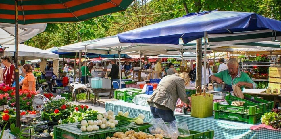 Dal 9 dicembre Mercato della terra in piazza 27 Aprile 