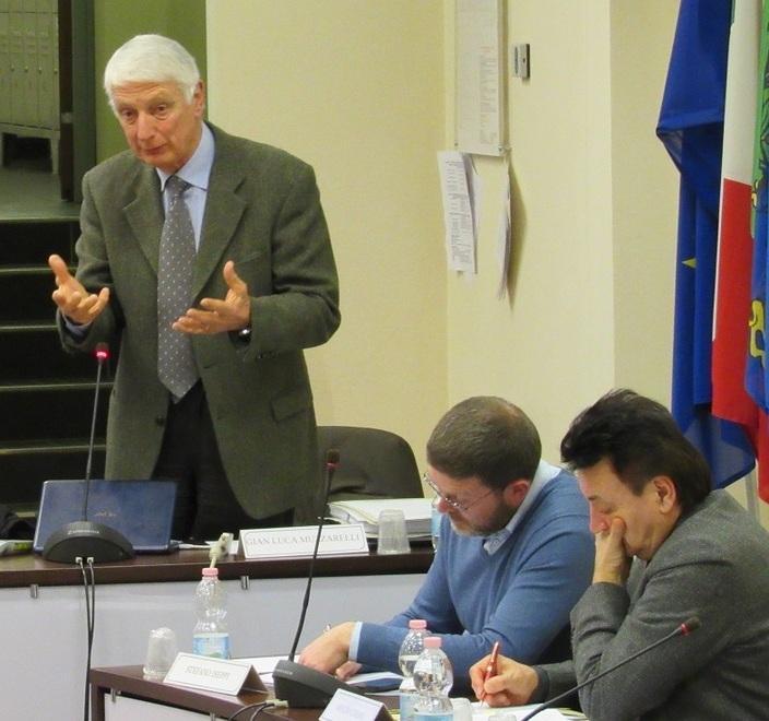 «Opposizione-show: ci critica per voler usare bene i soldi» 
