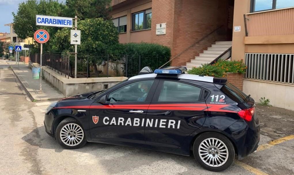 Furto di energia elettrica, coppia denunciata dai carabinieri