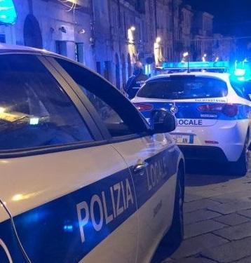 In giro senza mascherina, multati 31 giovanissimi 