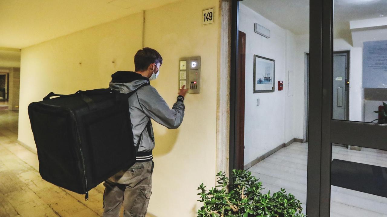 Cibo e bevande da asporto: ecco l'elenco delle attività