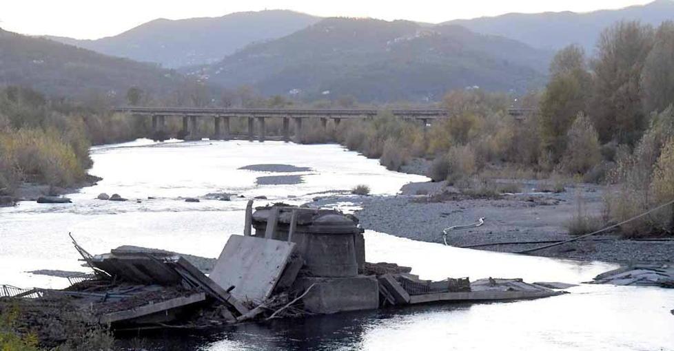 Ponte crollato, incidente probatorio a febbraio Intanto il governatore Giani incontra l’Anas 
