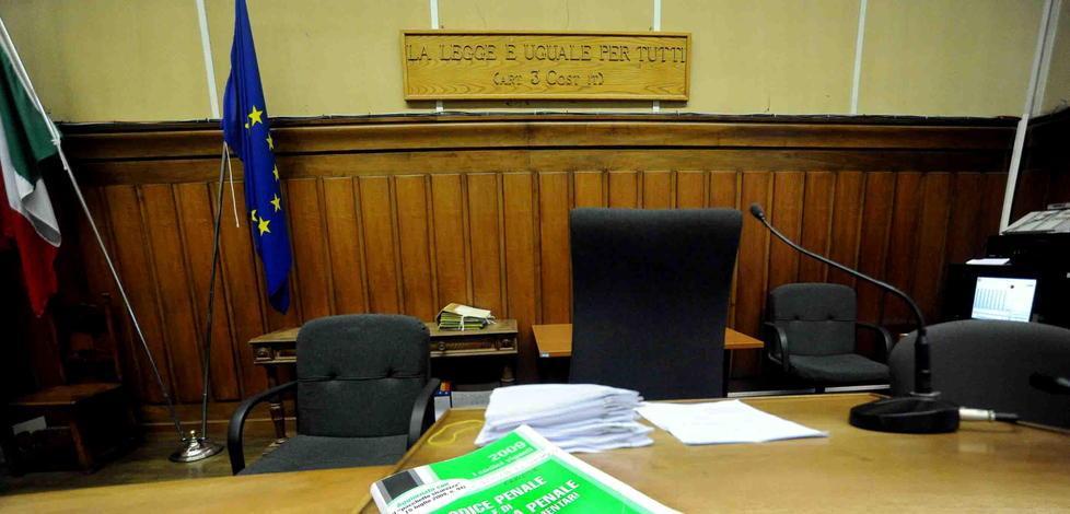 «Firma o ti sparo» Condanna definitiva per un imprenditore 