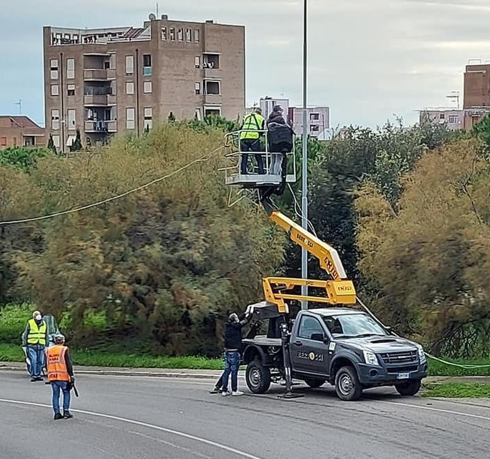 Luminarie e modello Salivoli «Un messaggio pericoloso»