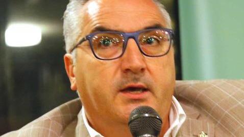 «Il sindaco sua maestà» La replica: per Taccini è l’ennesima figuraccia