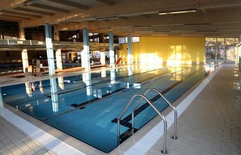 Il Centro nuoto lancia l’sos: piscina ferma, le bollette no 