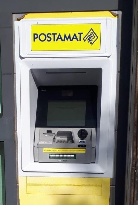 Nuovo Postamat attivo in viale Azuni