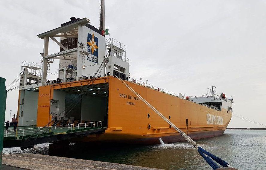 Grendi non rinuncia: per la nostra nave oggi è Golfo Aranci la soluzione migliore 