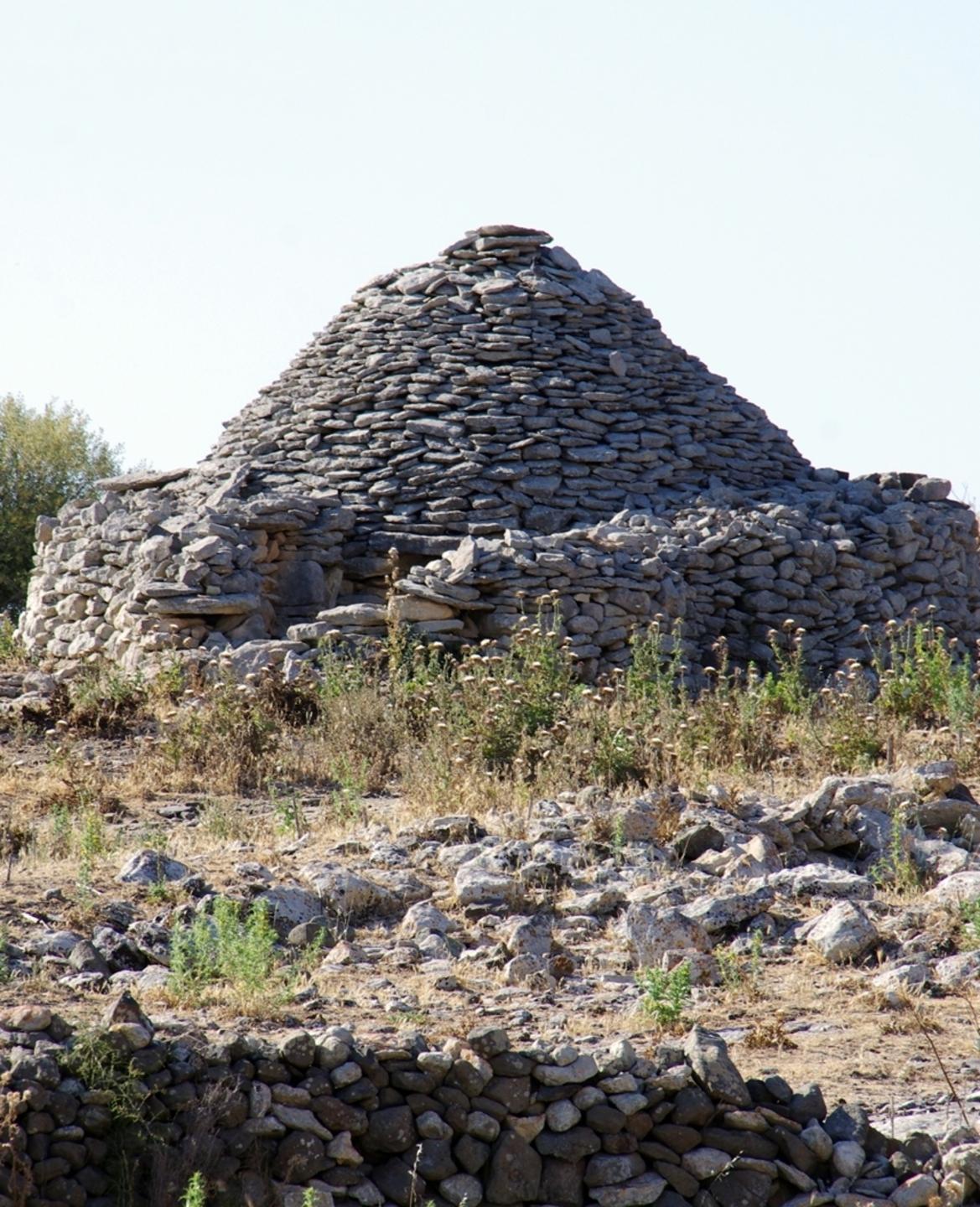 Un futuro come albergo per le pinnettas de pedra 